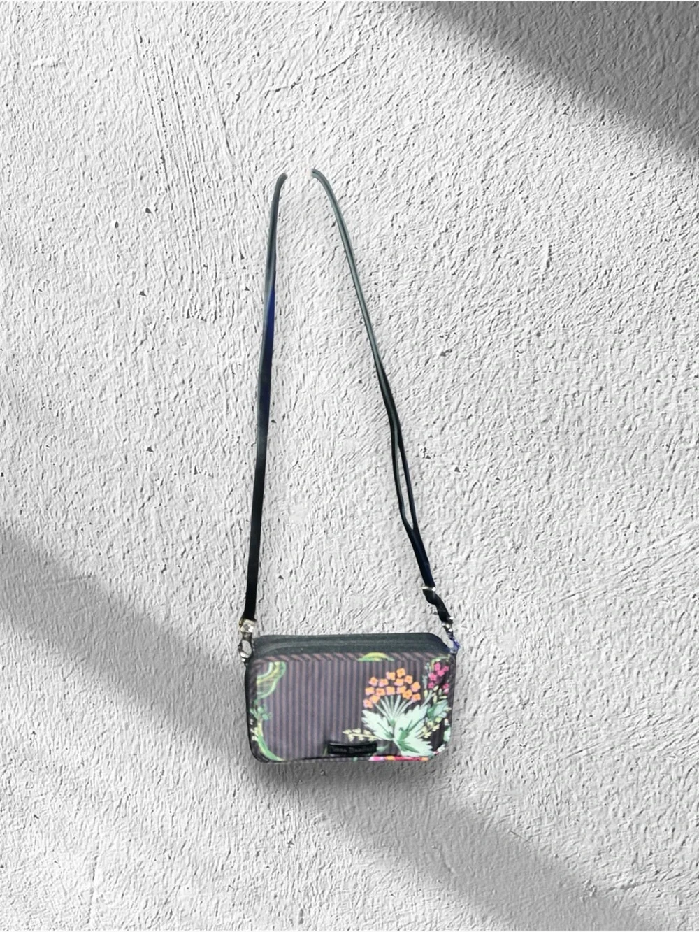 Vera Bradley Midtown RFID All-In-One Crossbody Bag - Airy Floral Striped